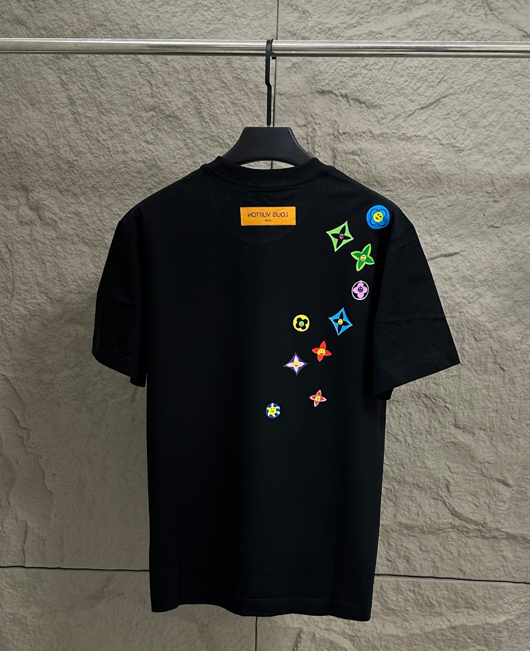 L T-Shirt