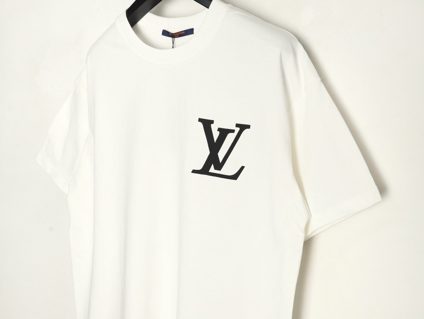 L T-Shirt