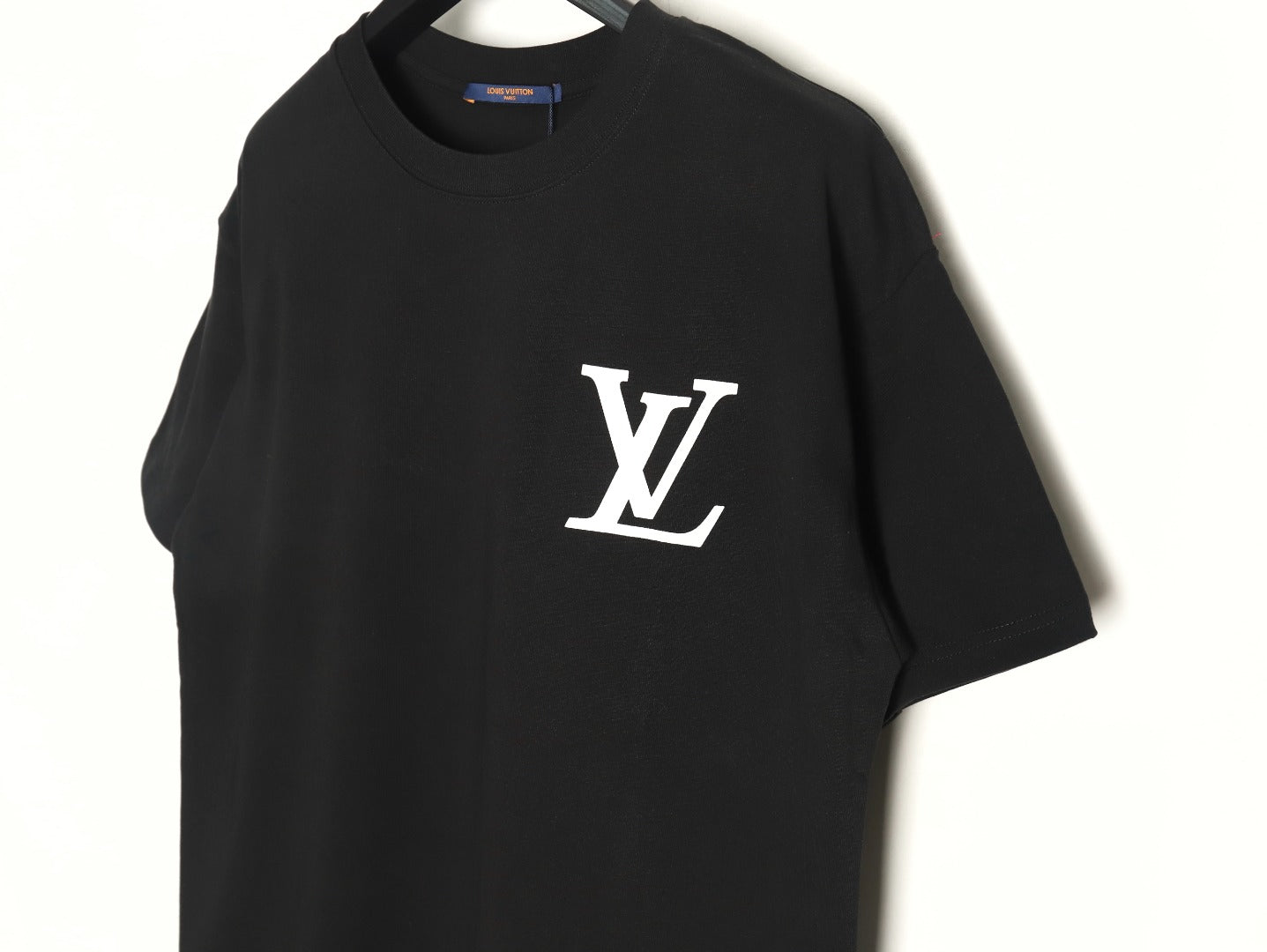 L T-Shirt