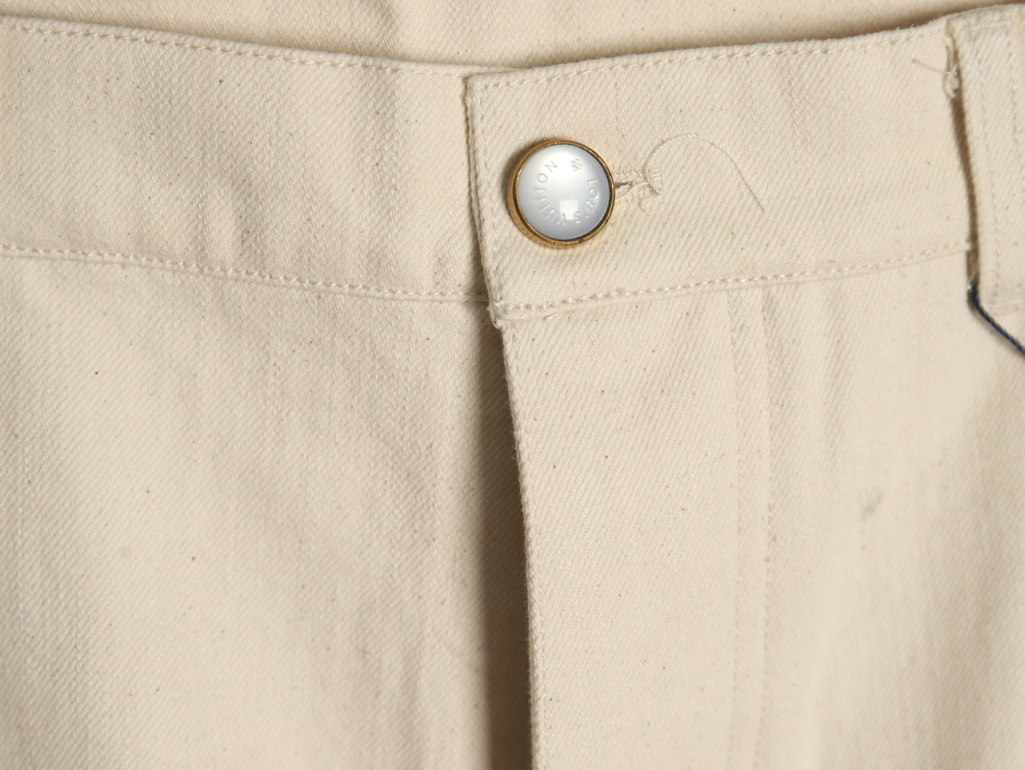 L Jeans
