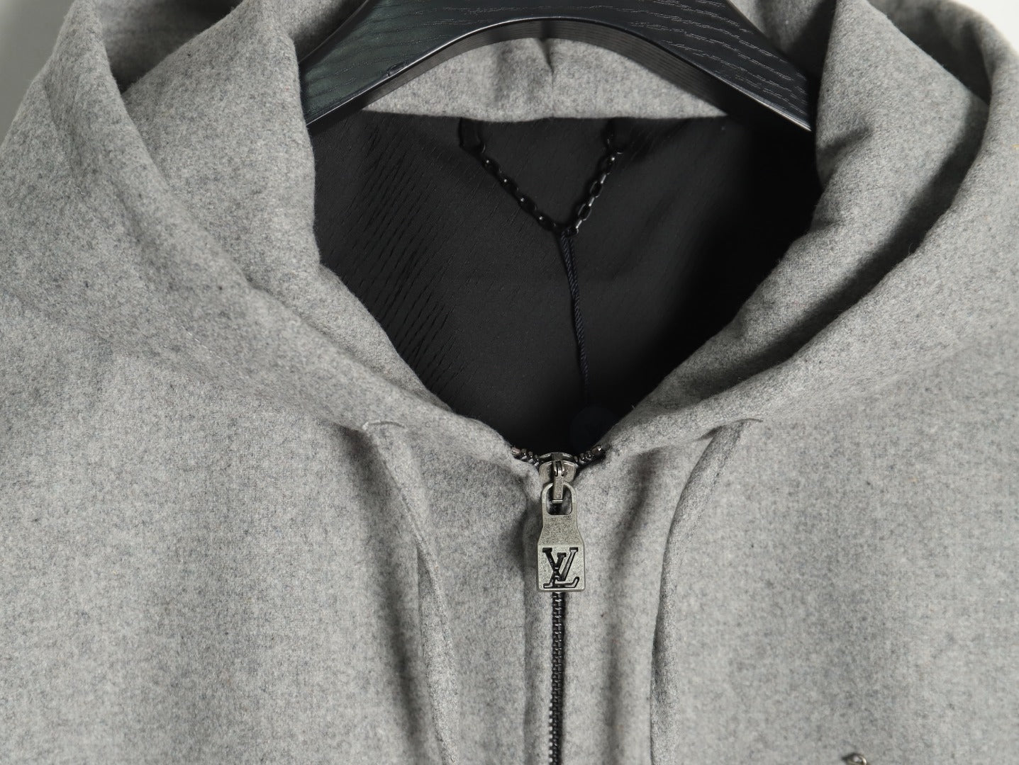 L Jacke