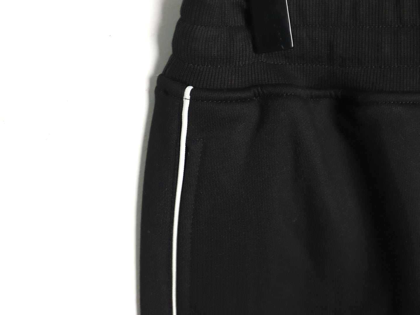 D Jogginghose