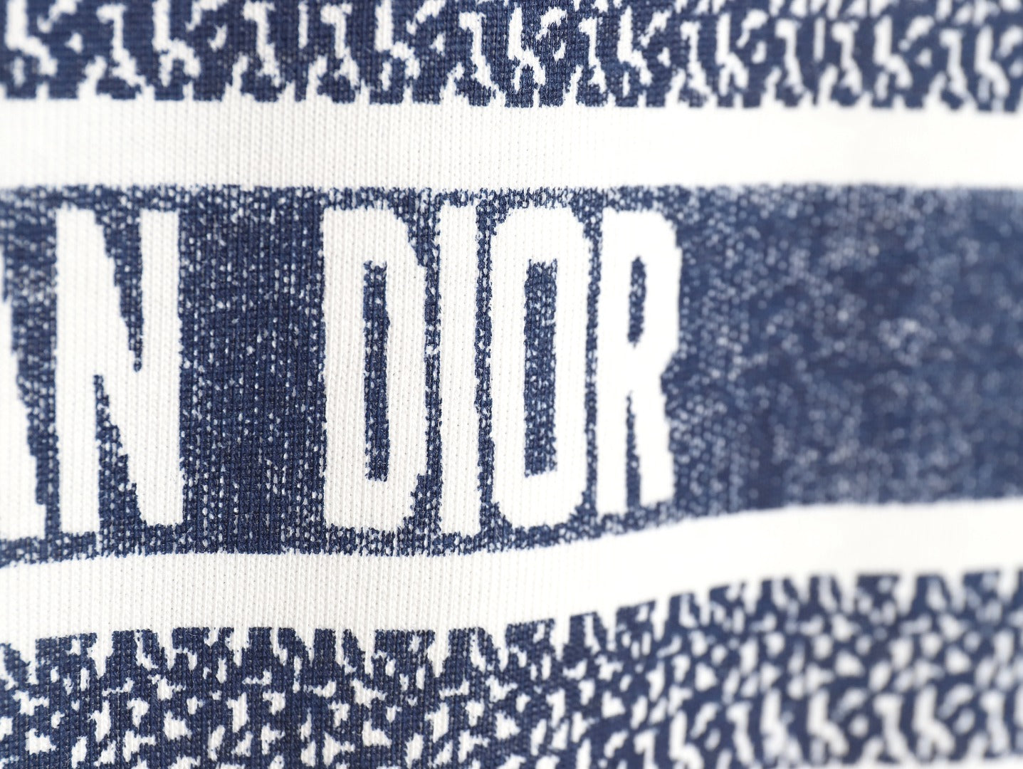 D T-Shirt
