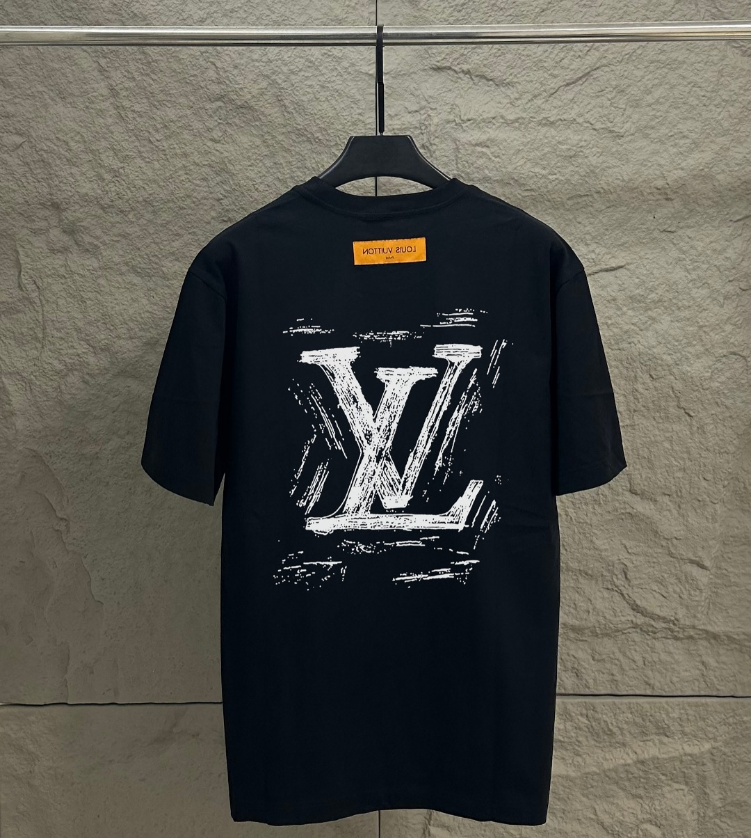 L T-Shirt