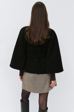 Gina Tricot Schwarze Cape-Jacke mit Gürtel und weiten Ärmeln