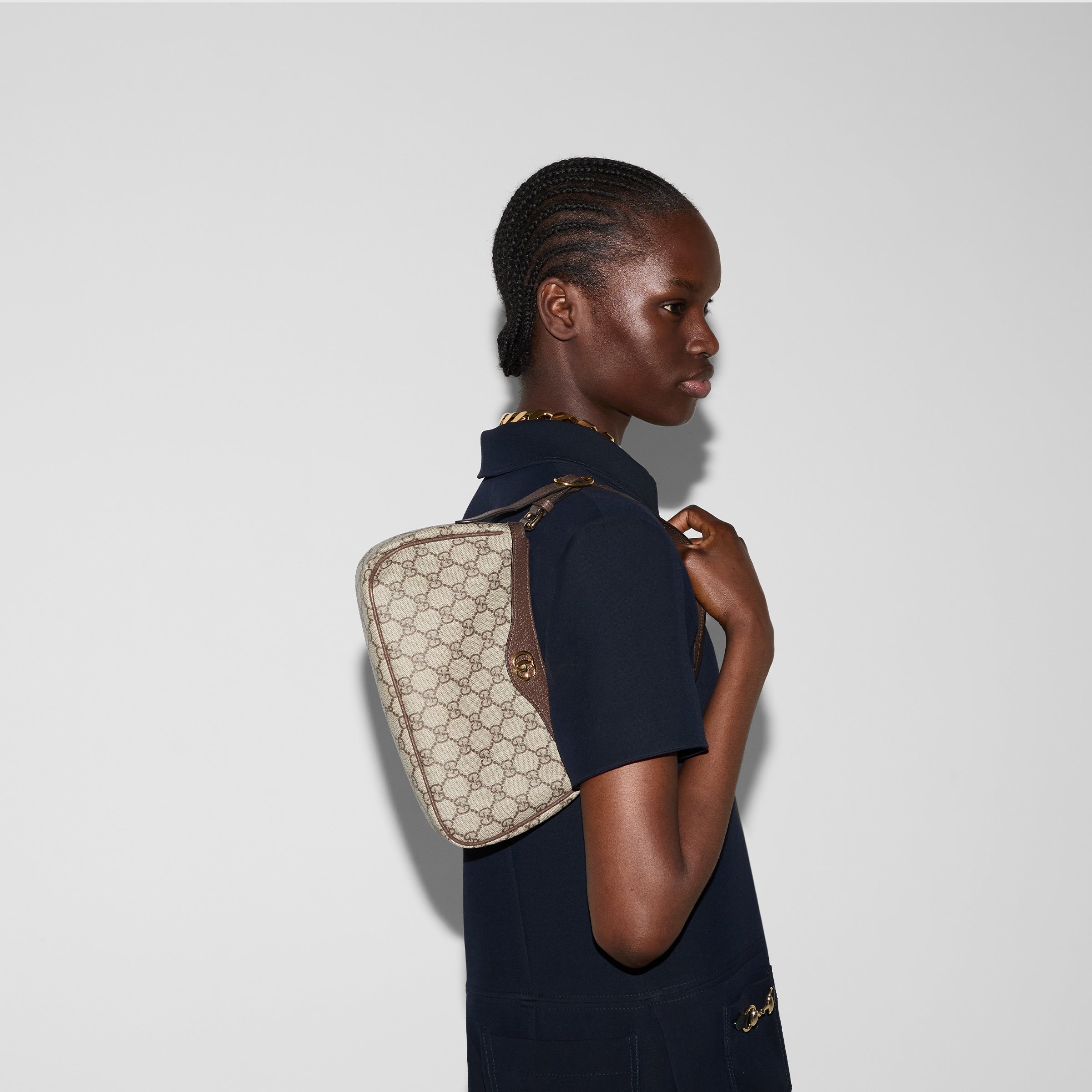 Kleine Ophidia Schultertasche Beige