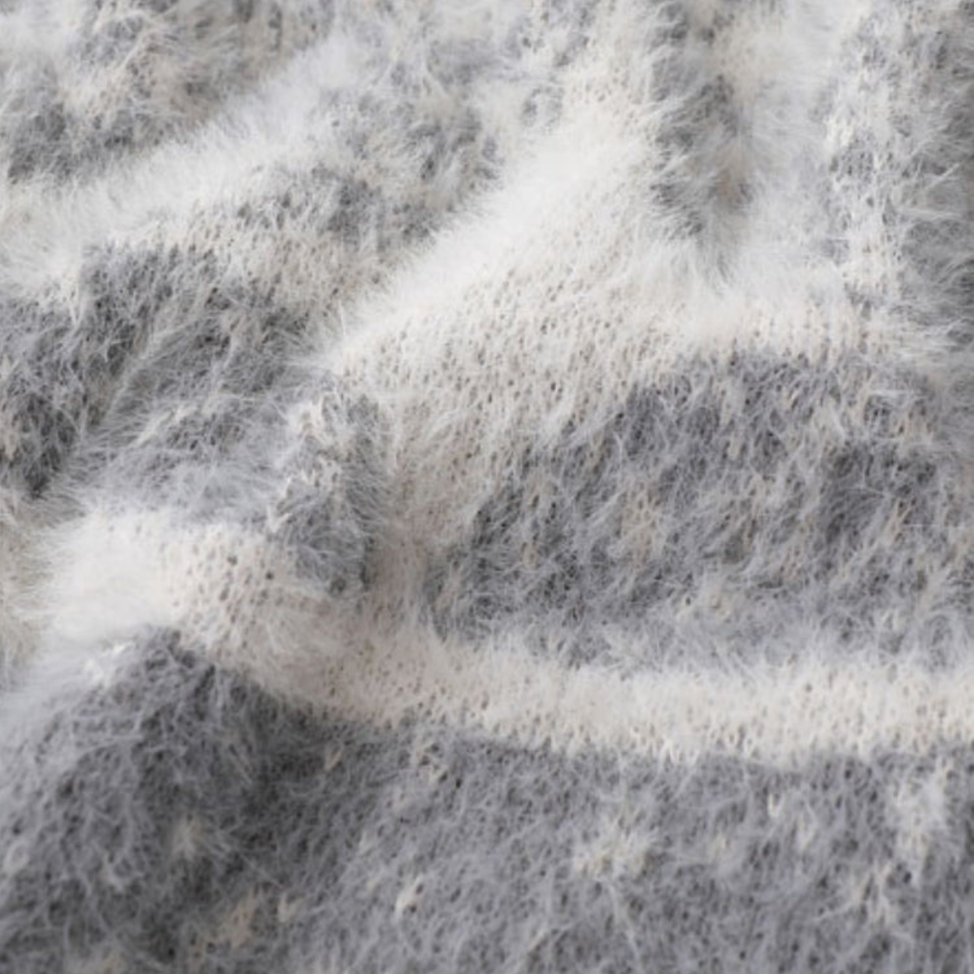 ASTRA Strickpullover: Stylischer Farbverlauf, Stern-Emblem, Kuschelig Warm für Winter