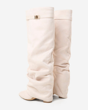 Lavista Slouchy Kniehohe Wildlederstiefel in Cremeweiß mit Absatz