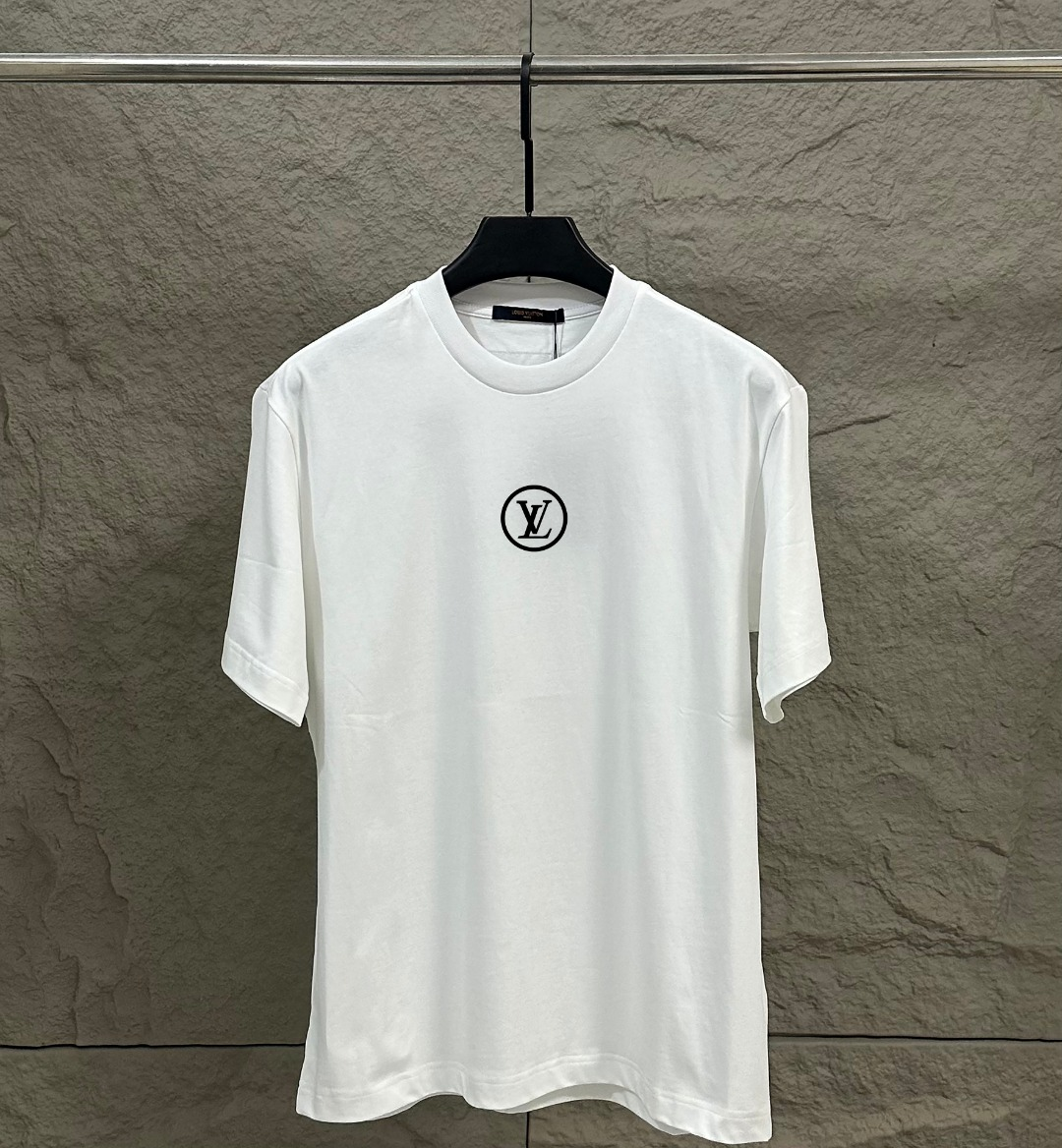 L T-Shirt