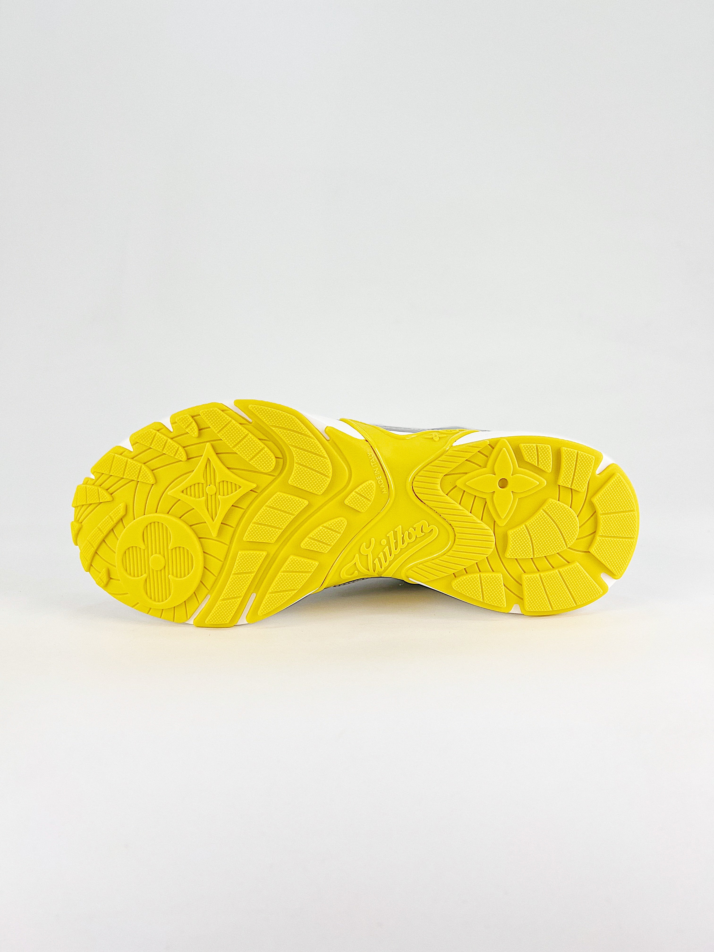 L Olympia Sneaker