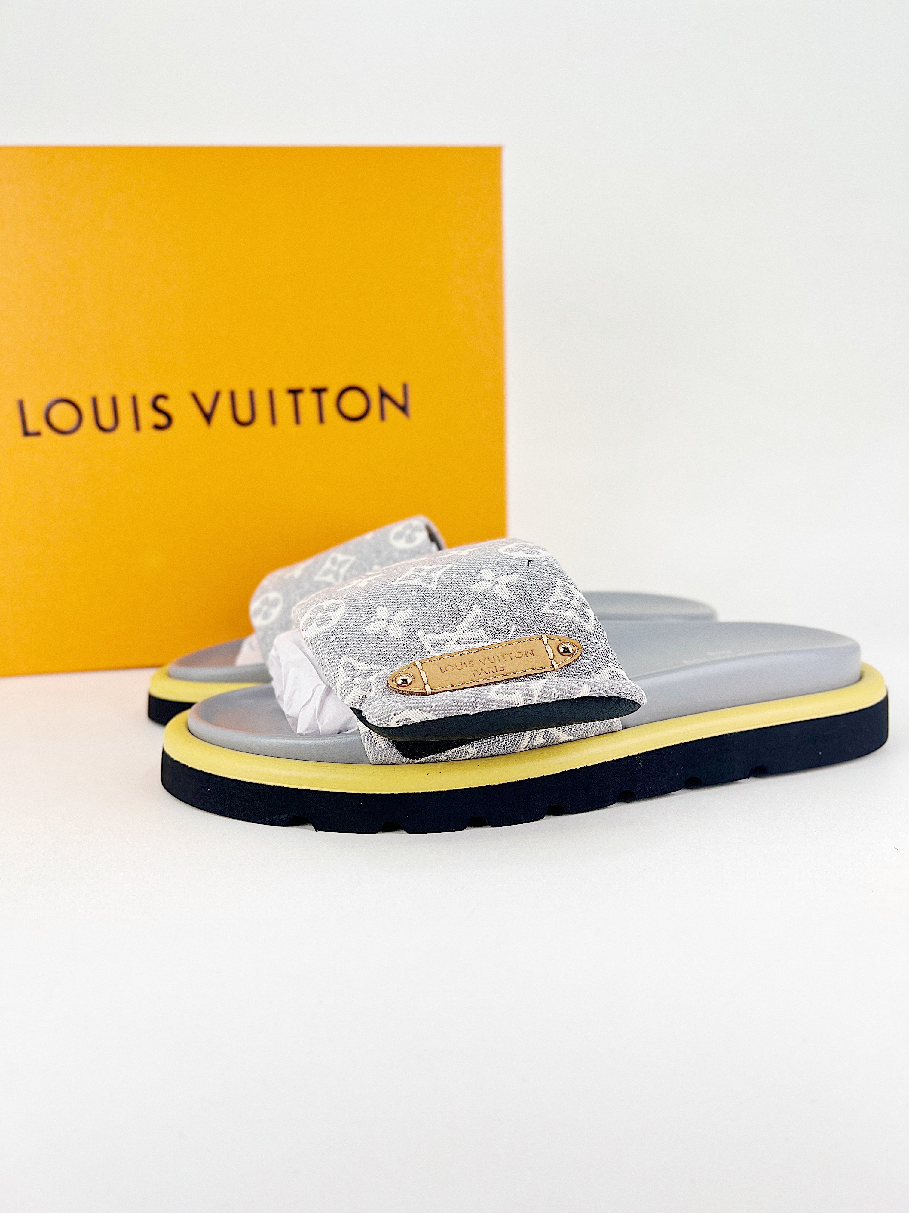 L Slipper
