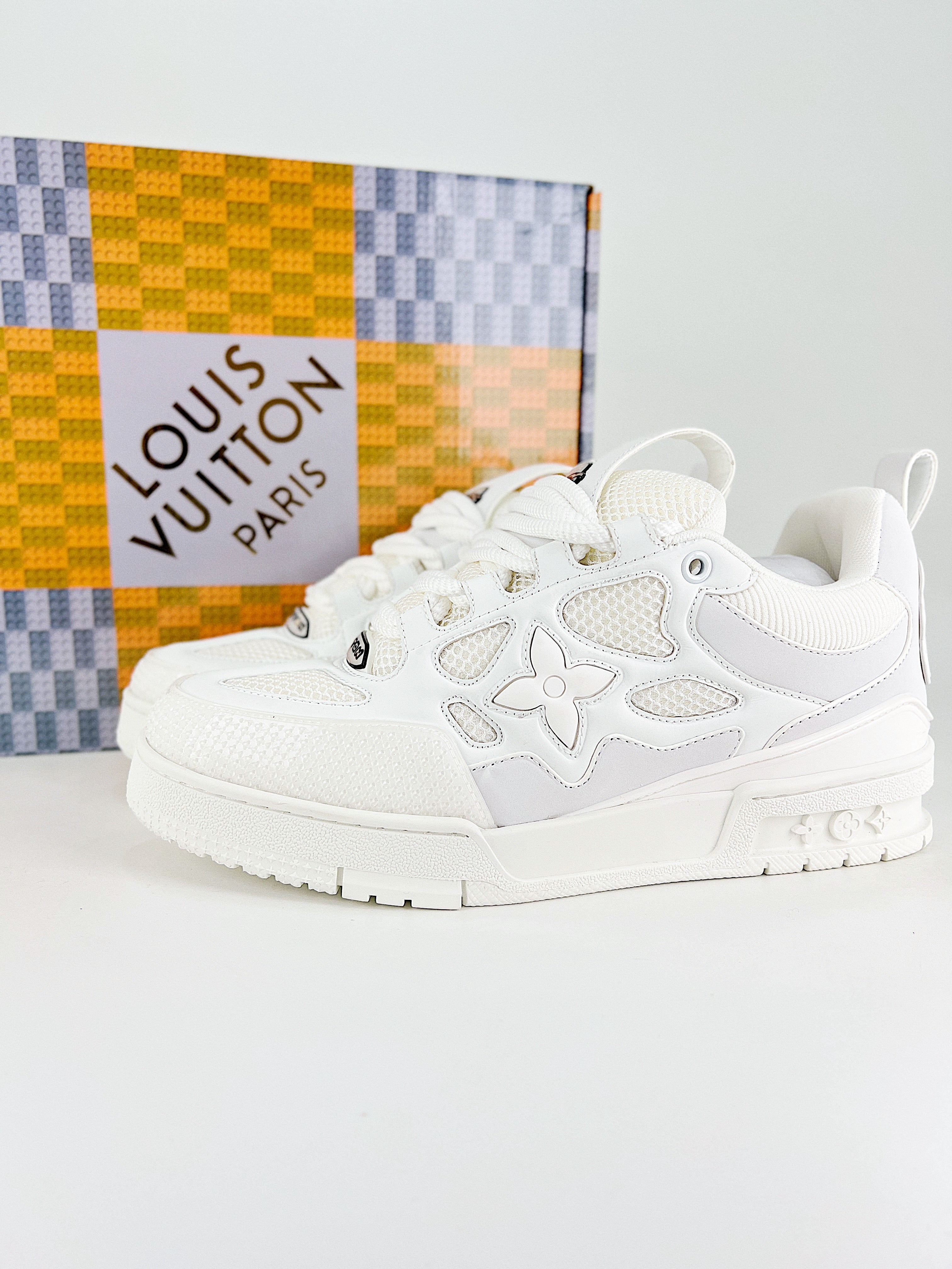 L Sneaker weiß