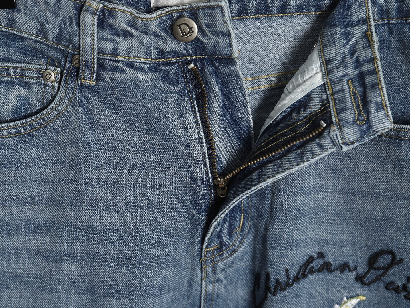D Jeans
