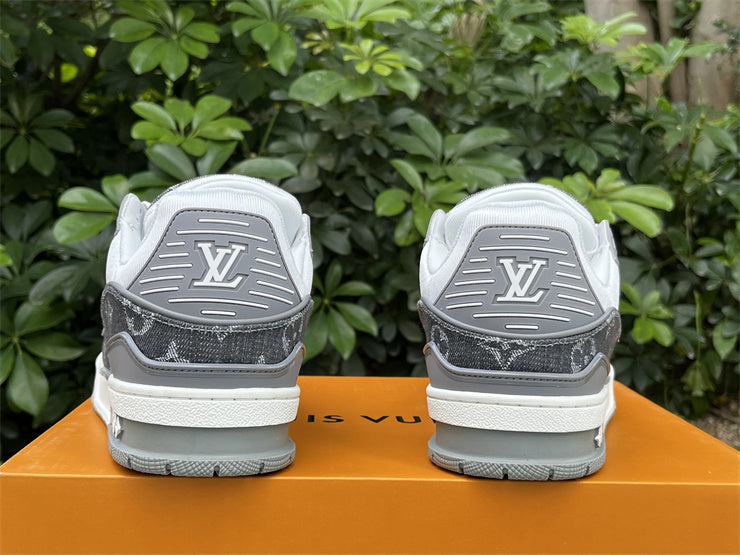 L Trainer
