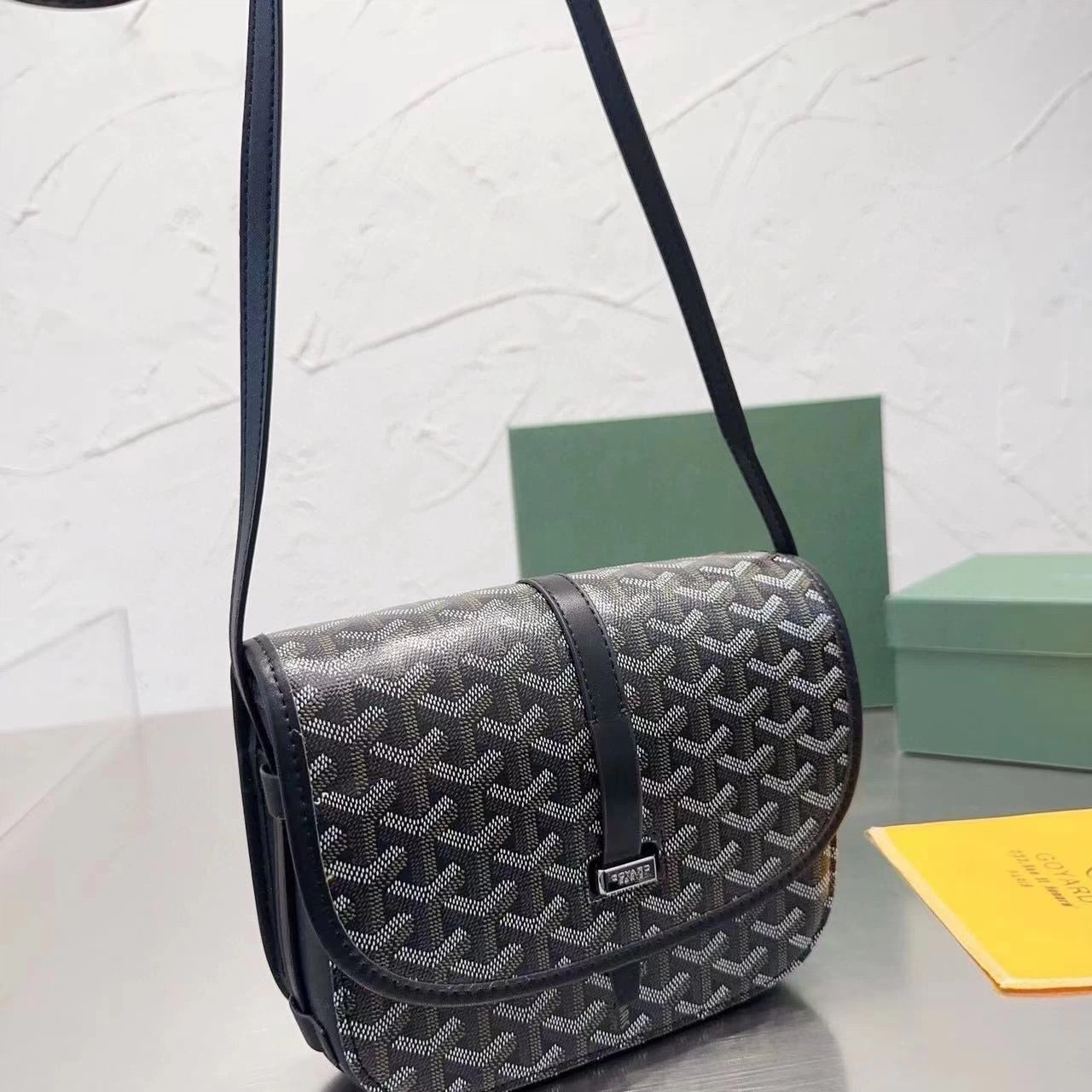 GYD-Tasche: Stilvolle und Praktische Umhängetasche für Damen – Perfekter Alltagsbegleiter