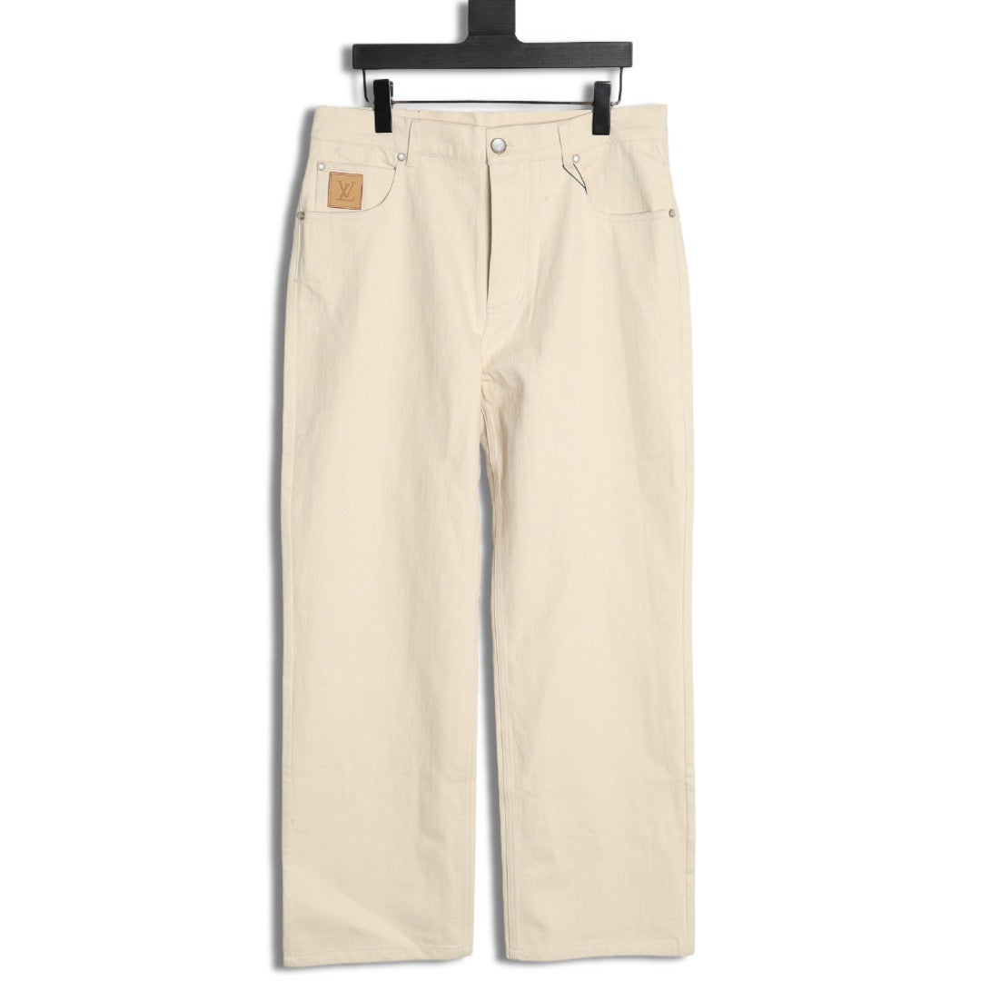 L Jeans