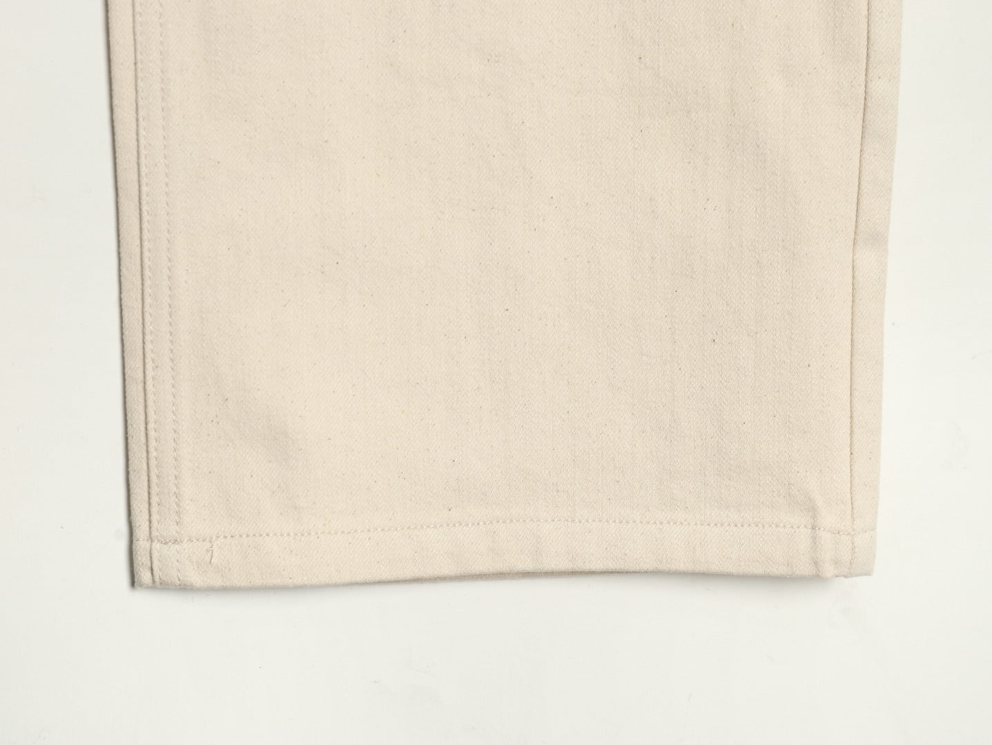 L Jeans