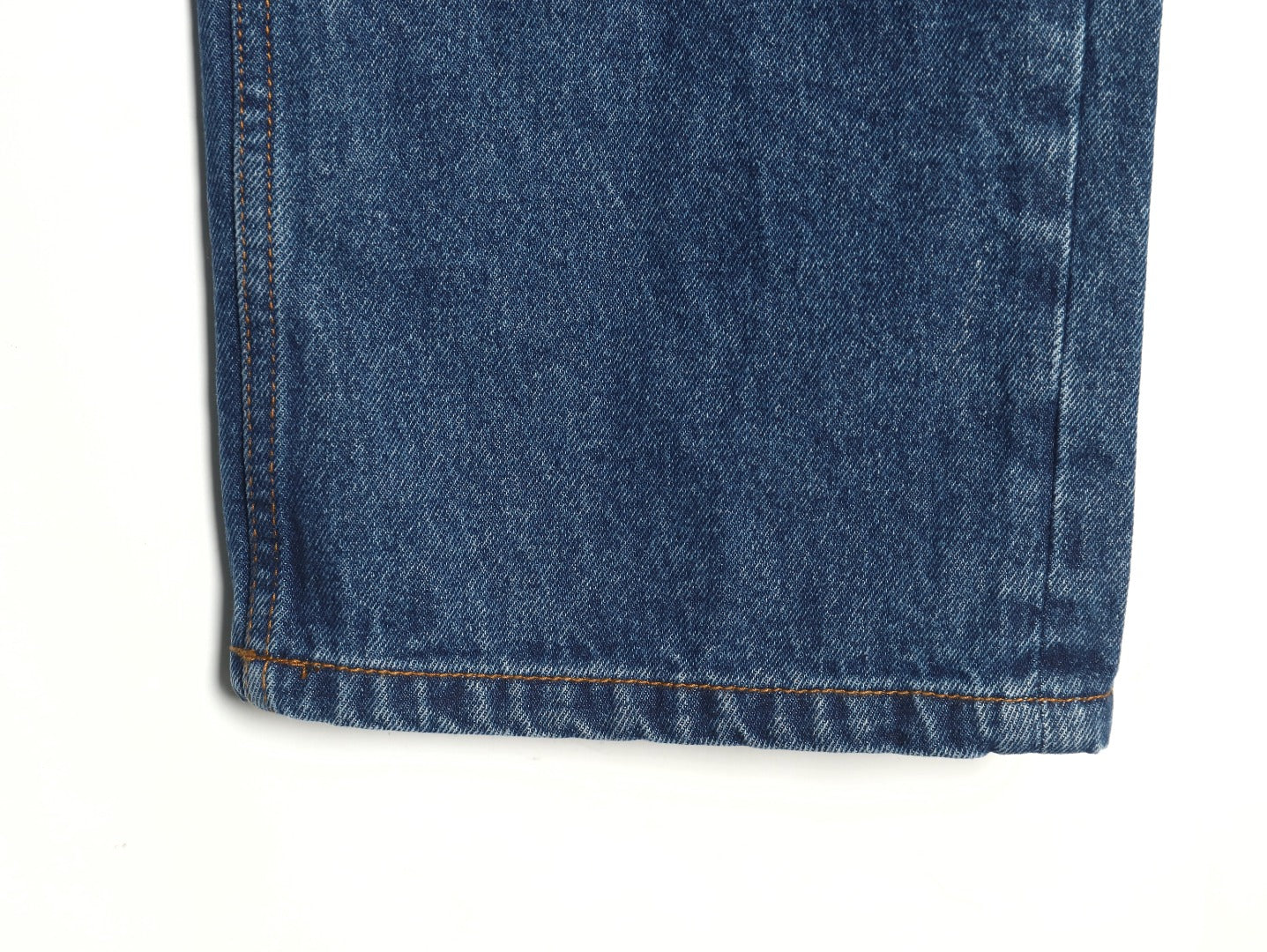 L Jeans