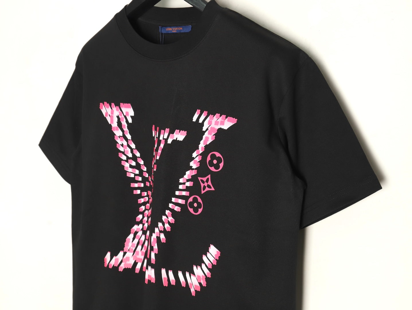 L T-Shirt