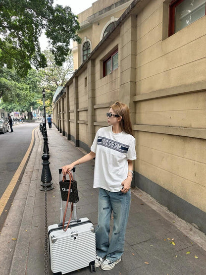 D T-Shirt