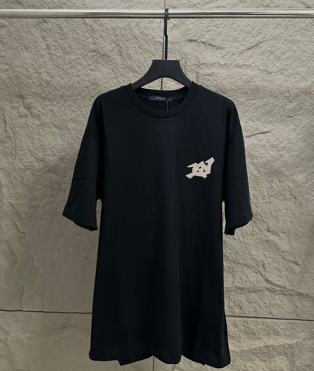 L-T-Shirt