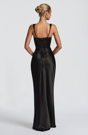 https://cdn.shopify.com/s/files/1/2060/7491/files/calanthe-maxi-dress-black-dress-babyboo-fashion-1182255670.jpg?v=1756450254
