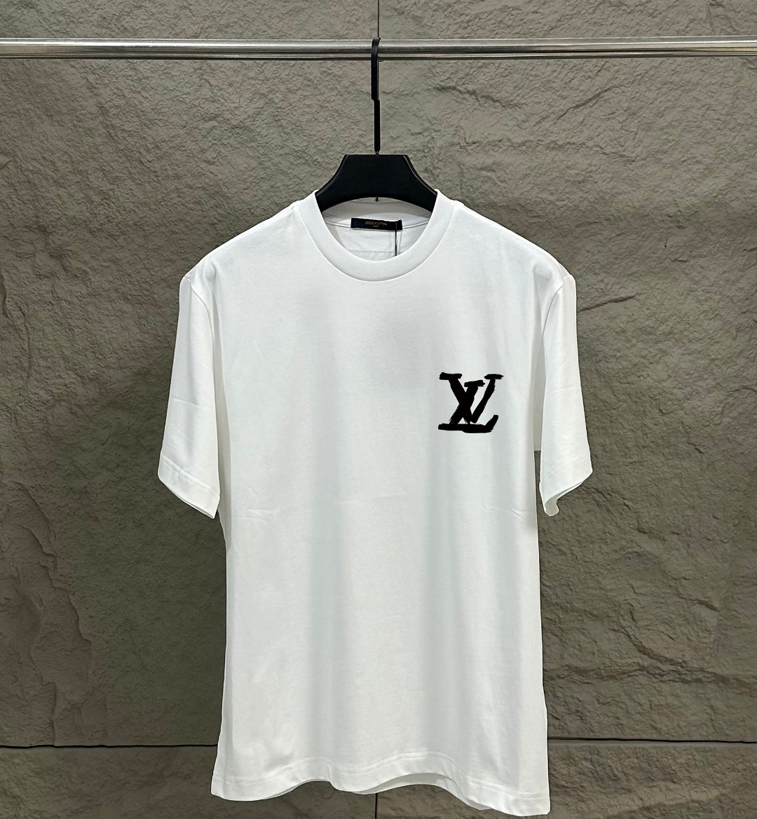 L T-Shirt