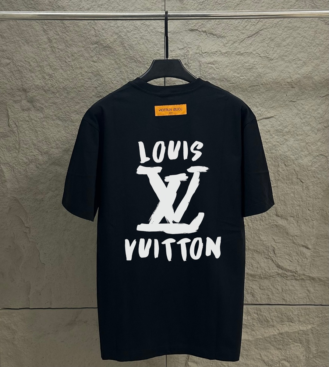 L T-Shirt