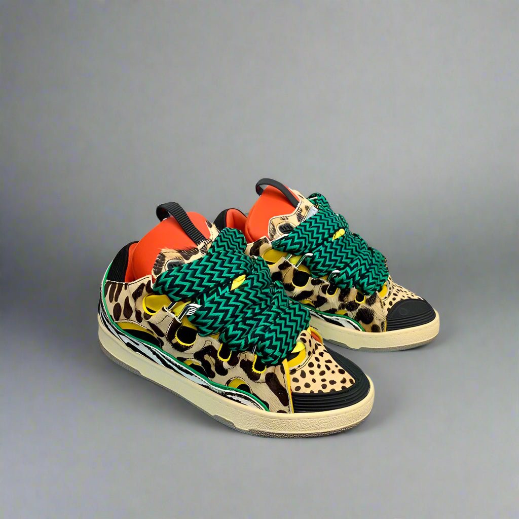 https://cdn.shopify.com/s/files/1/0901/0413/6028/files/fetch-viral-sneaker-482818.jpg?v=1741981827