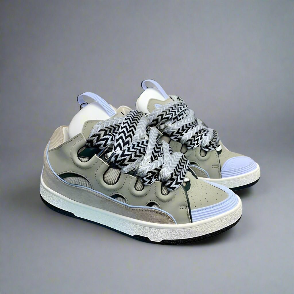 https://cdn.shopify.com/s/files/1/0901/0413/6028/files/fetch-viral-sneaker-602755.jpg?v=1741981824