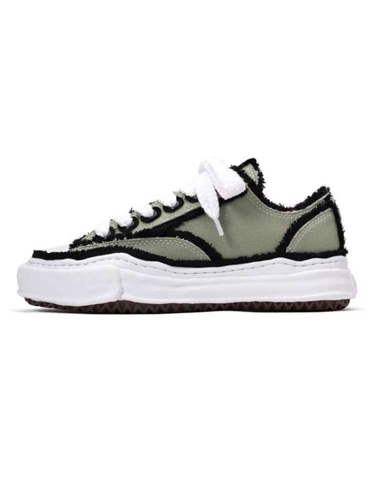 Flared Peterson Sneaker 36-46