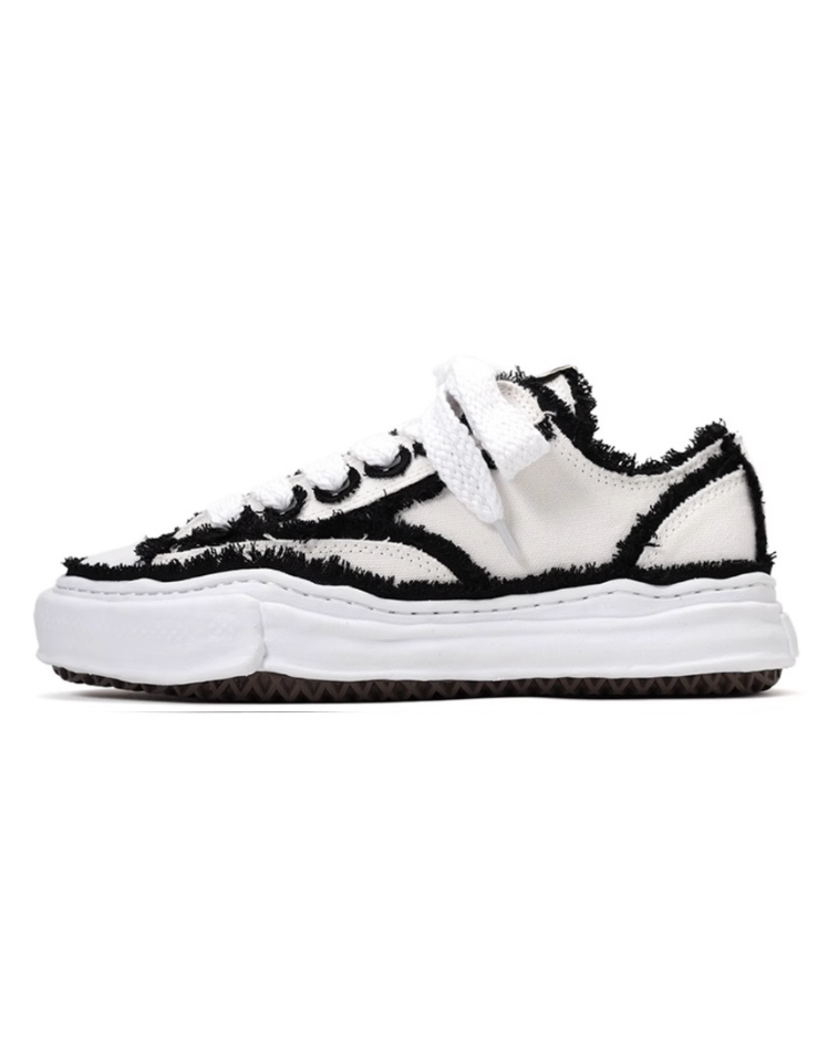 Flared Peterson Sneaker 36-46