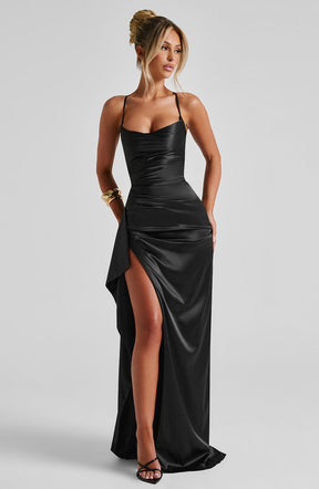 https://cdn.shopify.com/s/files/1/2060/7491/files/helen-maxi-dress-black-dress-babyboo-fashion-32568283332671.jpg?v=1757594723