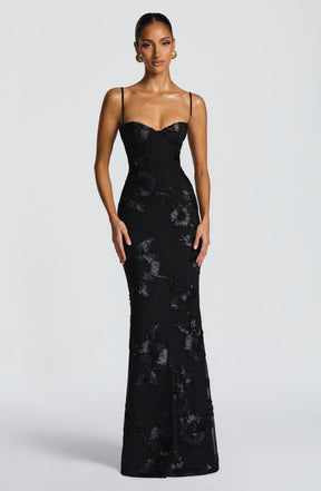 https://cdn.shopify.com/s/files/1/2060/7491/files/nefertiti-maxi-dress-black-dress-babyboo-fashion-1176251073.jpg?v=1756292396