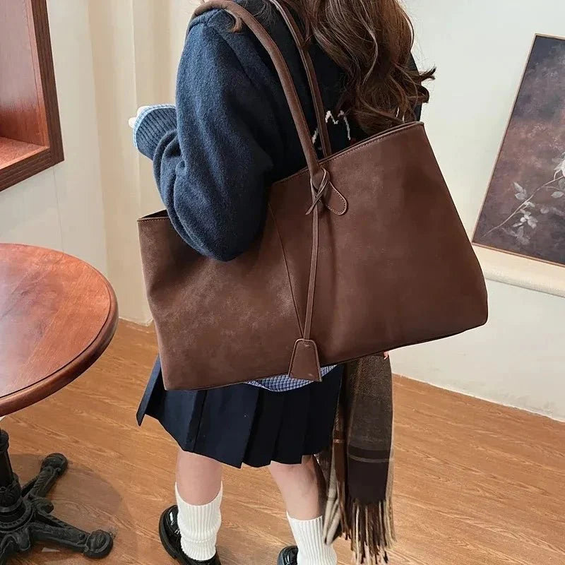 Joan Vegane Wildledertasche Große Schultertasche für Damen in Trendfarben 2025